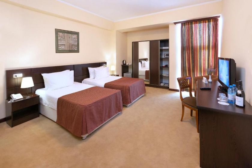 DoubleTwin Room in Ani Central Inn, Yerevan-1