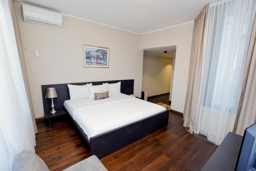 Deluxe Suite in Shirak Hotel, Yerevan 