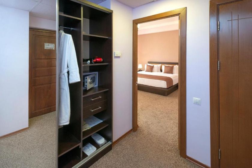 Luxe Room in Ani Central Inn, Yerevan-2