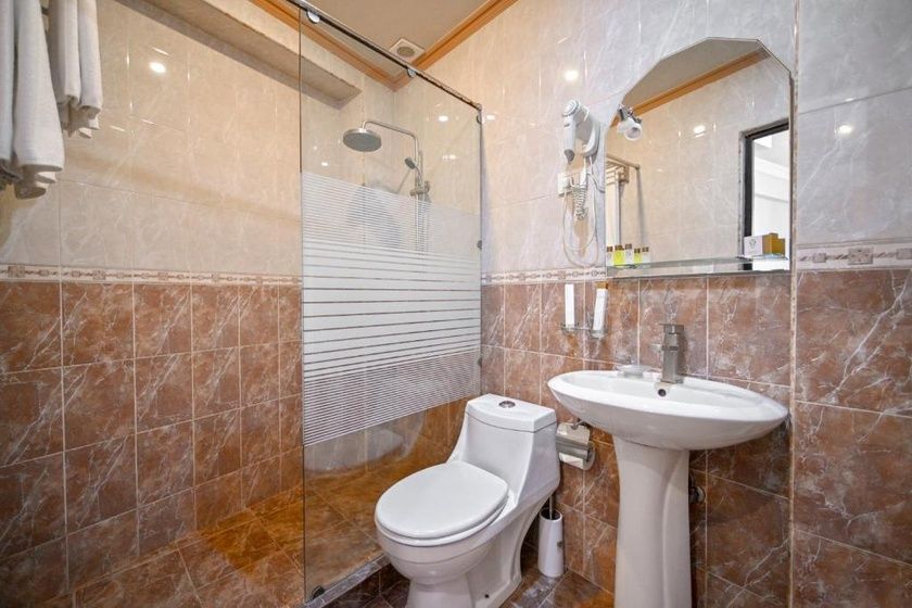 Bathroom in Imperial Palace Hotel Yerevan, Yerevan